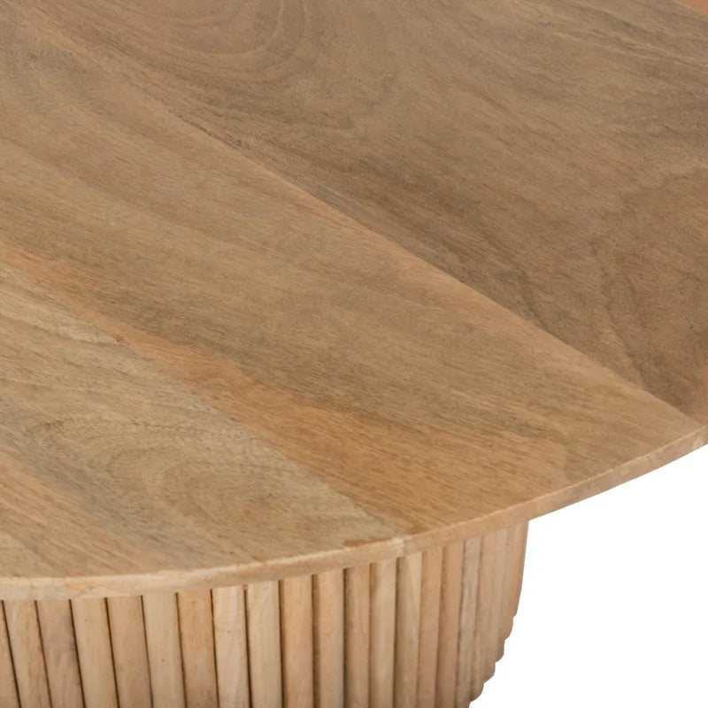 Table basse ronde en bois avec piètement cannelé