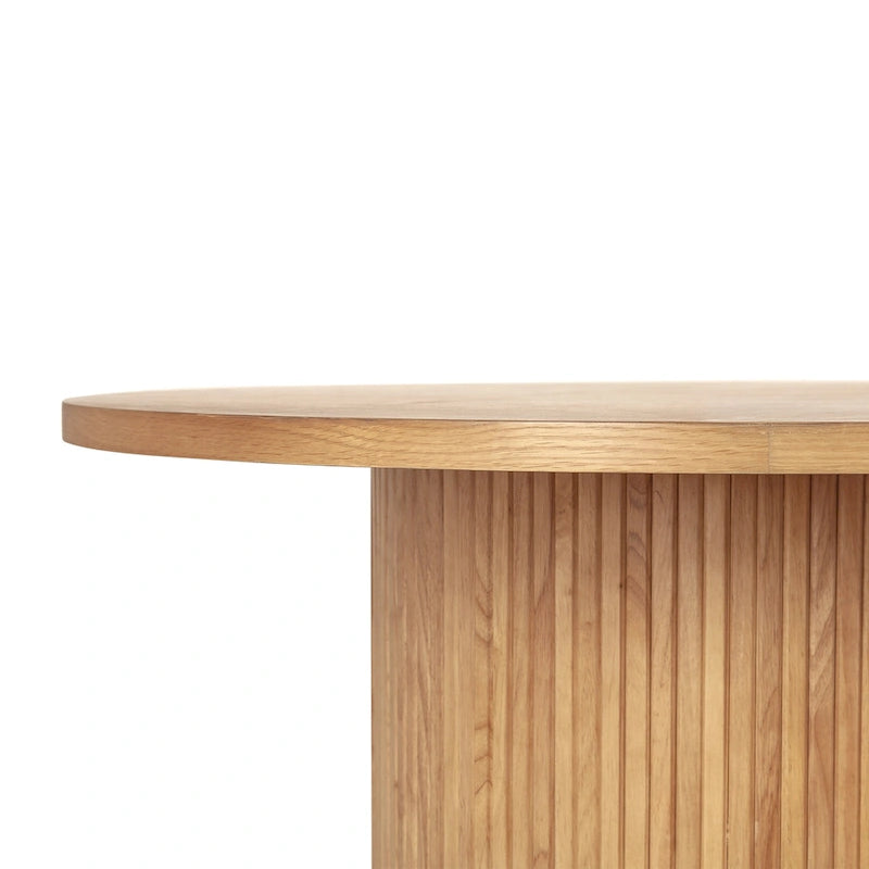 Table basse ronde en bois avec piètement cannelé